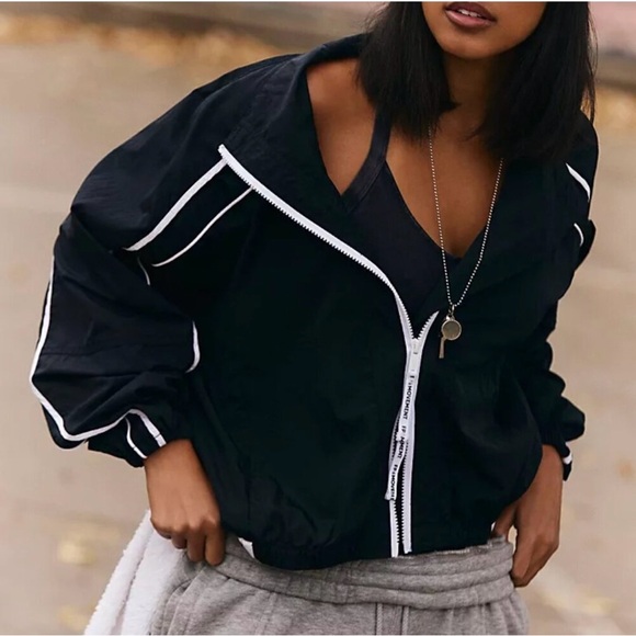 NWT Free People Movement Varsity Blues Black Running Jacket - Picture 1 of 5